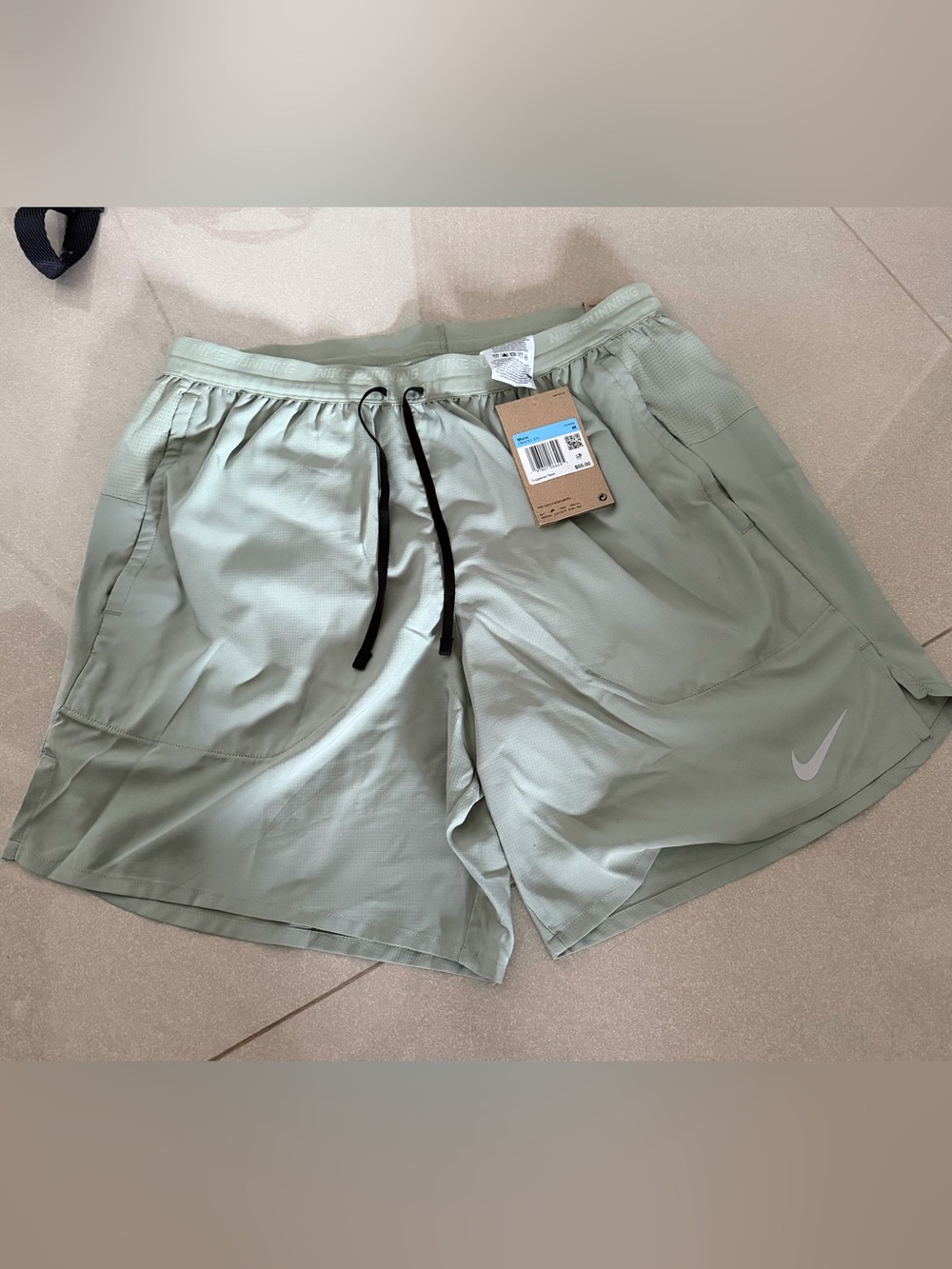 Nike Men’s Dri-FIT Run Division Running Shorts Green Size M NWT